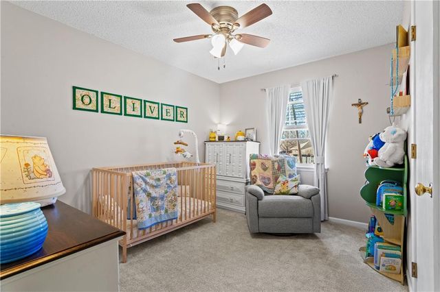 215 Pebblebrook Lane, Grain Valley, MO 64029