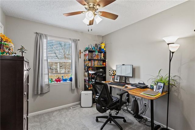 215 Pebblebrook Lane, Grain Valley, MO 64029