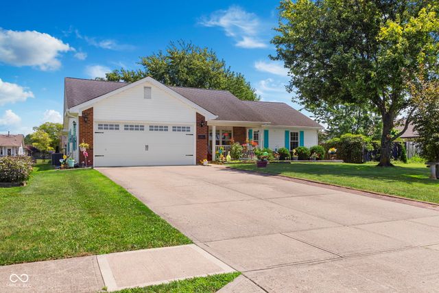 1147 Bumblebee Way, Greenfield, IN 46140