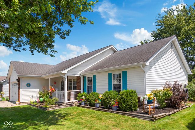 1147 Bumblebee Way, Greenfield, IN 46140