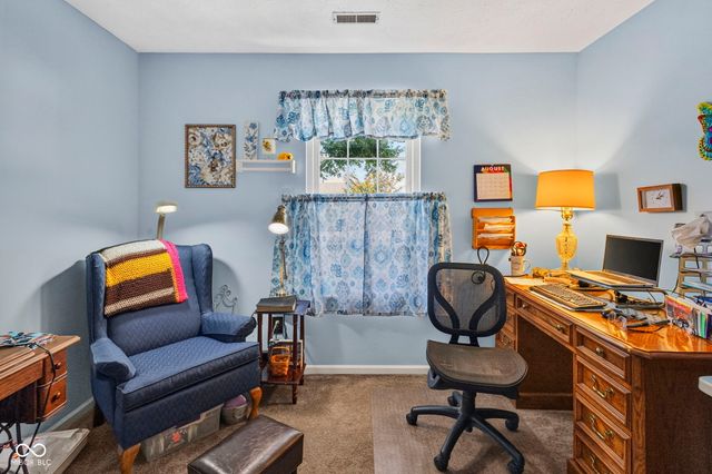 1147 Bumblebee Way, Greenfield, IN 46140