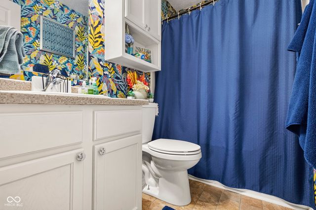 1147 Bumblebee Way, Greenfield, IN 46140