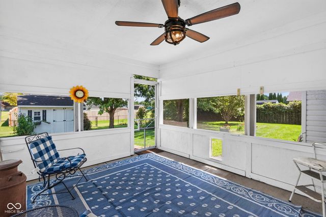 1147 Bumblebee Way, Greenfield, IN 46140