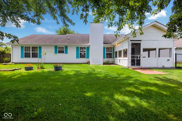 1147 Bumblebee Way, Greenfield, IN 46140