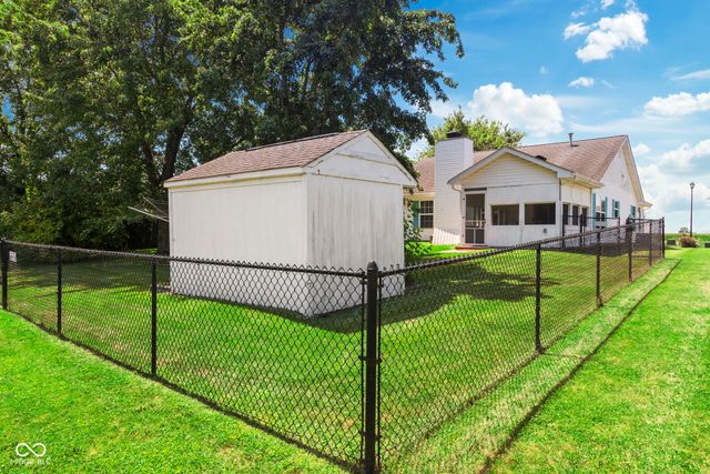 1147 Bumblebee Way, Greenfield, IN 46140