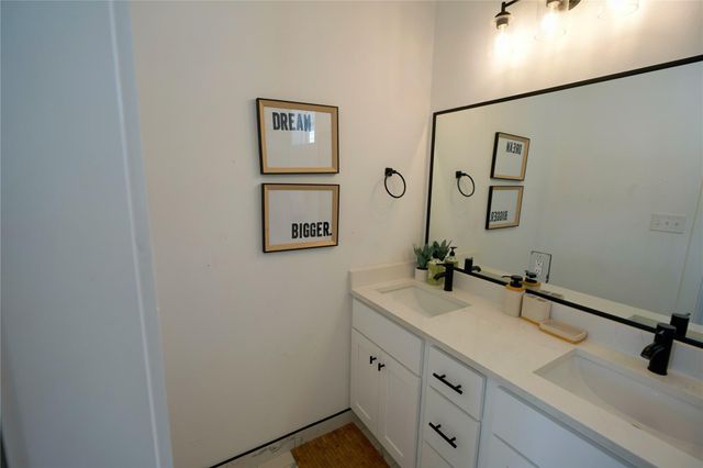 8703 Wileyvale Road B, Houston, TX 77016