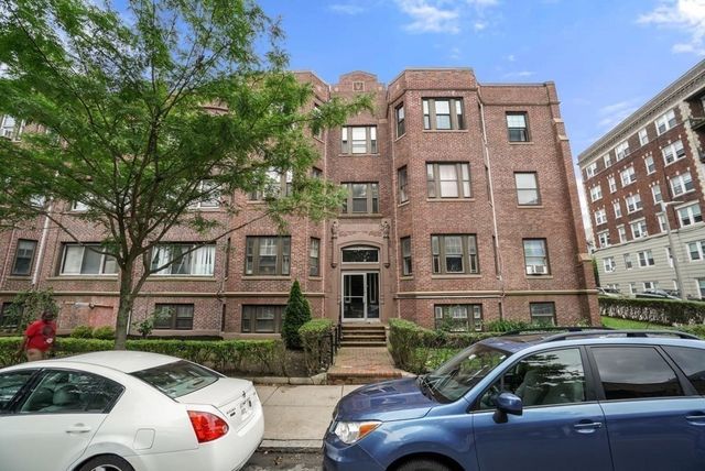 108 Washington St 9, Boston, MA 02135