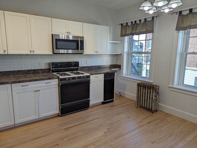 108 Washington St 9, Boston, MA 02135