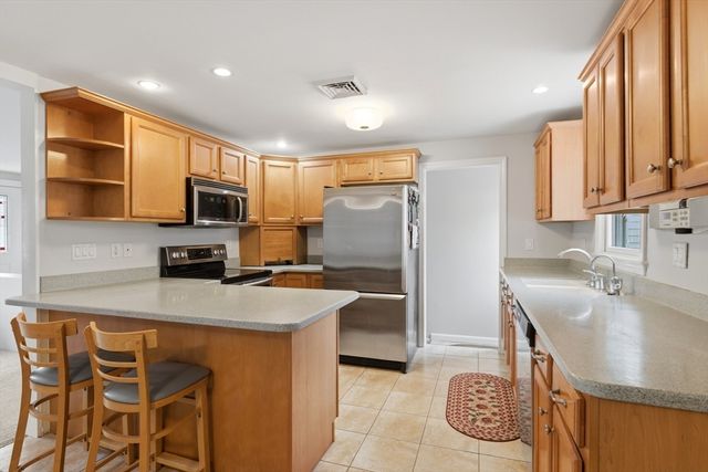 47 Samoset Road, Woburn, MA 01801