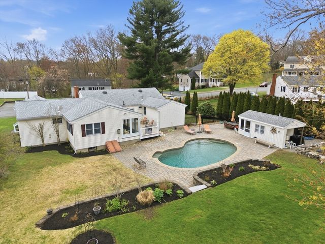 47 Samoset Road, Woburn, MA 01801