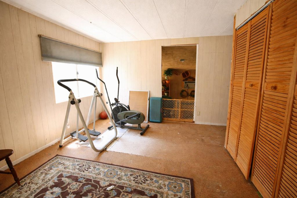 Image 10 of property listing at 33404 Robinhood Drive, Coarsegold, CA 93614