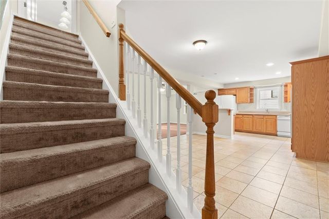3505 Waters Glen Way, Alpharetta, GA 30022