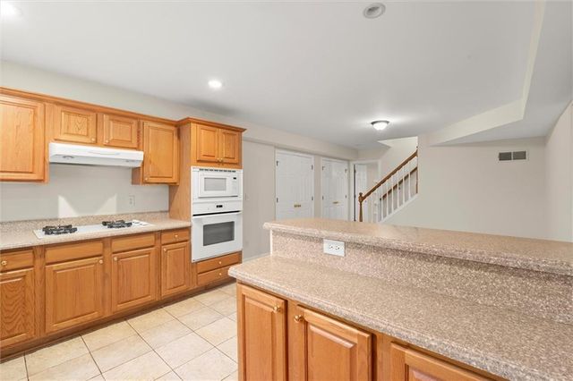 3505 Waters Glen Way, Alpharetta, GA 30022