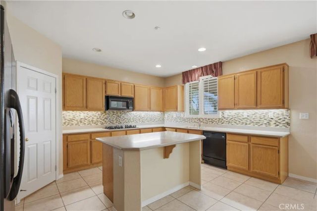 7444 Sequoia Lane, Highland, CA 92346