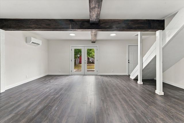 3706 W 42nd Place, Tulsa, OK 74107