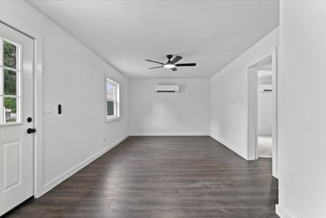 3706 W 42nd Place, Tulsa, OK 74107