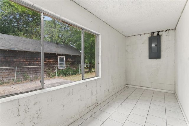 3706 W 42nd Place, Tulsa, OK 74107