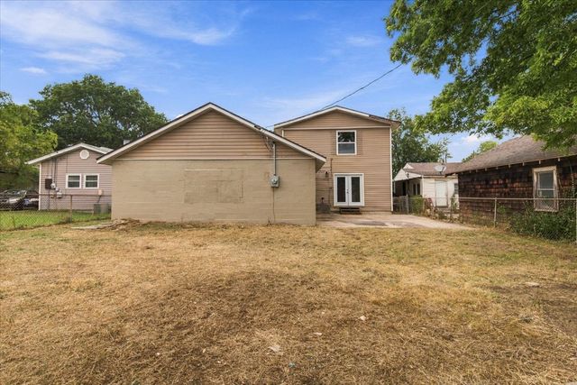 3706 W 42nd Place, Tulsa, OK 74107