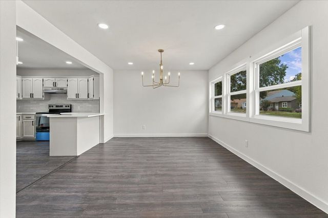 3706 W 42nd Place, Tulsa, OK 74107