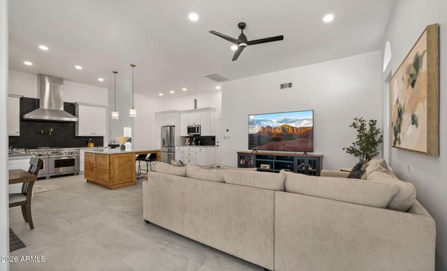 5433 E HARTFORD Avenue, Scottsdale, AZ 85254