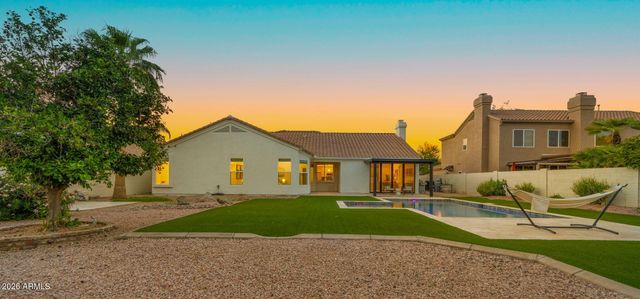 5433 E HARTFORD Avenue, Scottsdale, AZ 85254