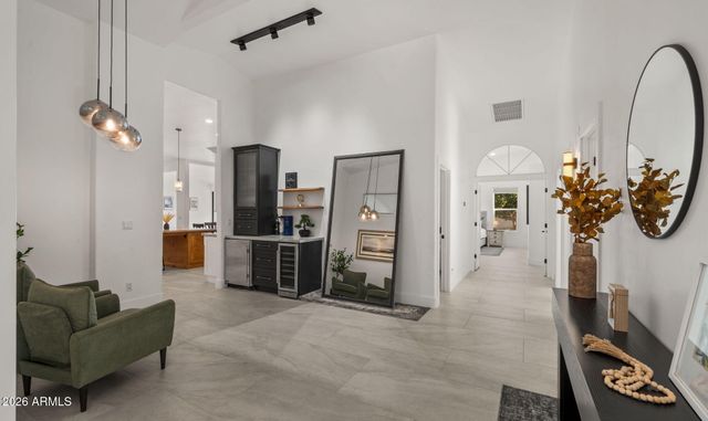 5433 E HARTFORD Avenue, Scottsdale, AZ 85254