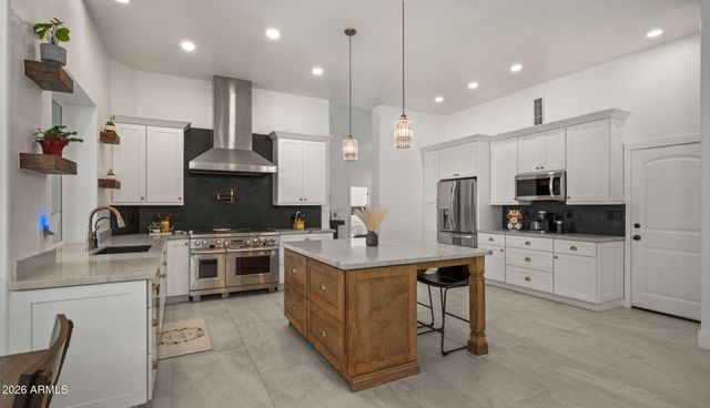 5433 E HARTFORD Avenue, Scottsdale, AZ 85254