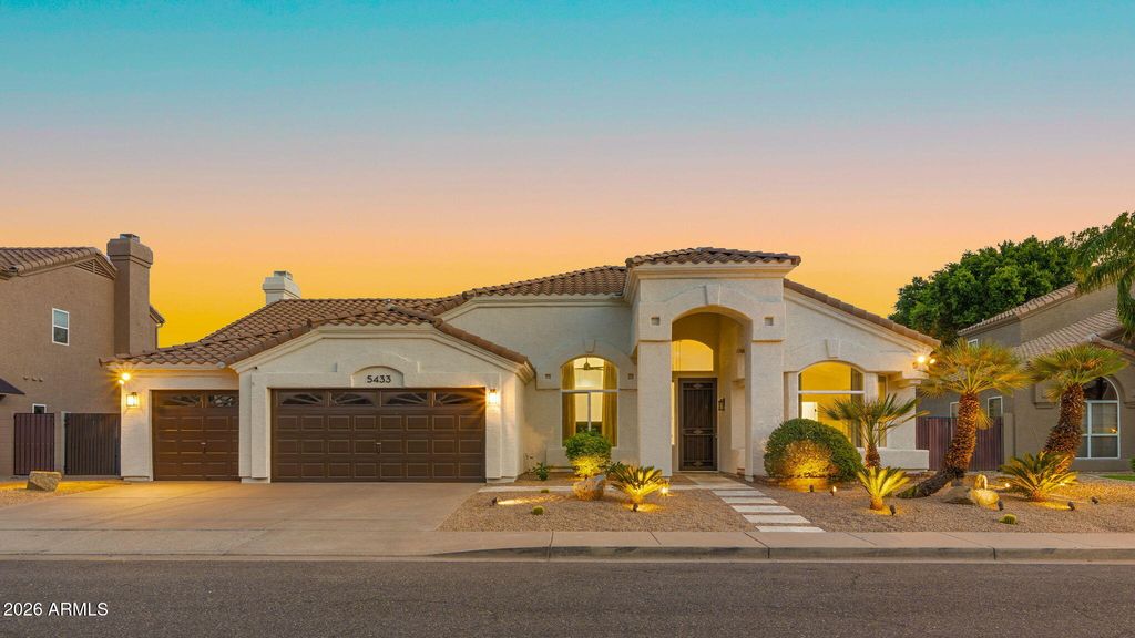 5433 E HARTFORD Avenue, Scottsdale, AZ 85254