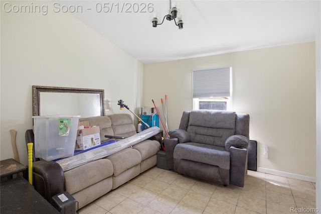 16240 Manning Street, Detroit, MI 48205