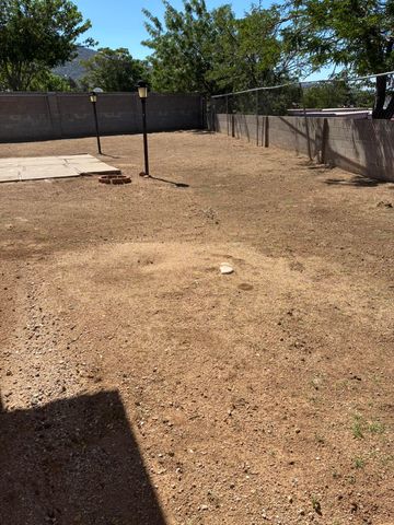 11528 Nassau Drive NE, Albuquerque, NM 87111