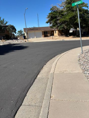 11528 Nassau Drive NE, Albuquerque, NM 87111