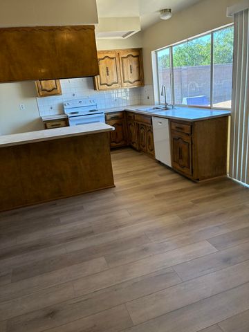 11528 Nassau Drive NE, Albuquerque, NM 87111