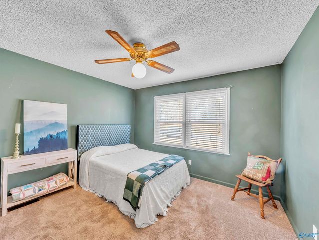 2404 Dairy Lane NE, Huntsville, AL 35811