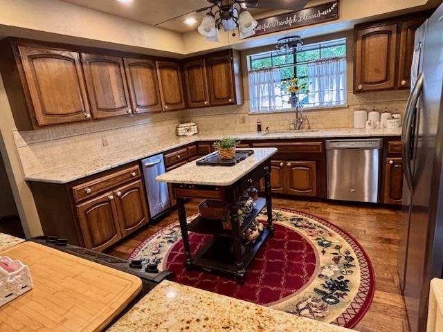 901 Birdcreek Lane, Guthrie, OK 73044