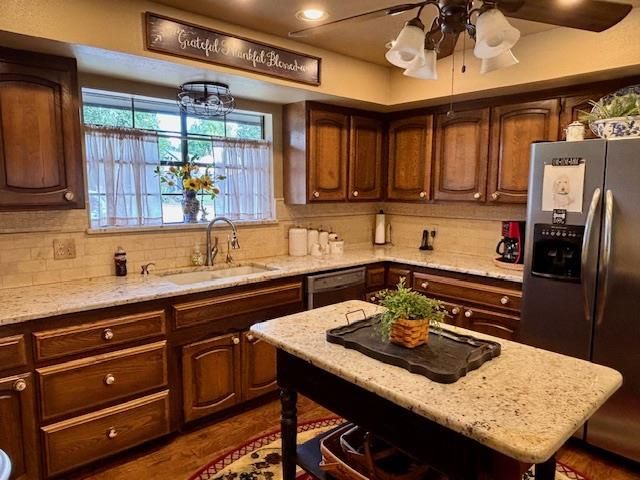 901 Birdcreek Lane, Guthrie, OK 73044