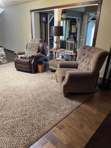 901 Birdcreek Lane, Guthrie, OK 73044