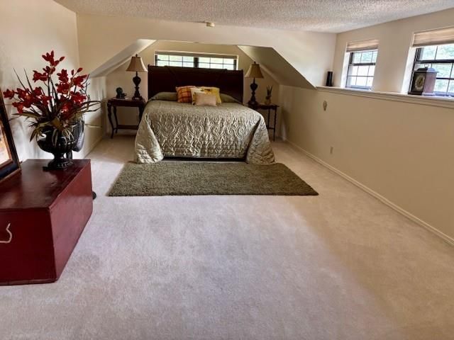 901 Birdcreek Lane, Guthrie, OK 73044