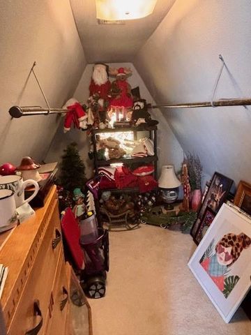 901 Birdcreek Lane, Guthrie, OK 73044