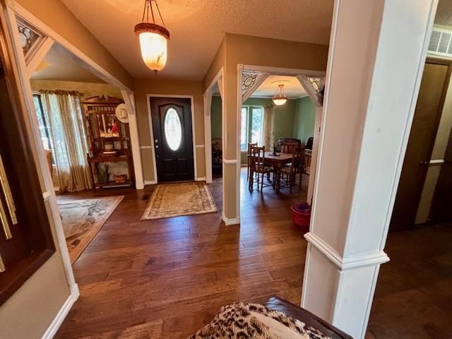 901 Birdcreek Lane, Guthrie, OK 73044