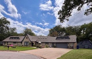 901 Birdcreek Lane, Guthrie, OK 73044