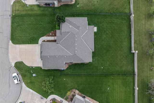 1009 E Rosemont Ct, Andover, KS 67002