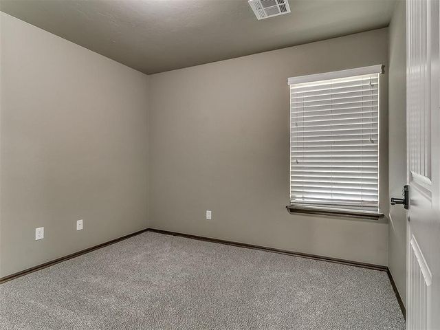 1001 Summerhill Drive, Moore, OK 73160