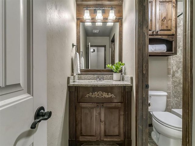 1001 Summerhill Drive, Moore, OK 73160