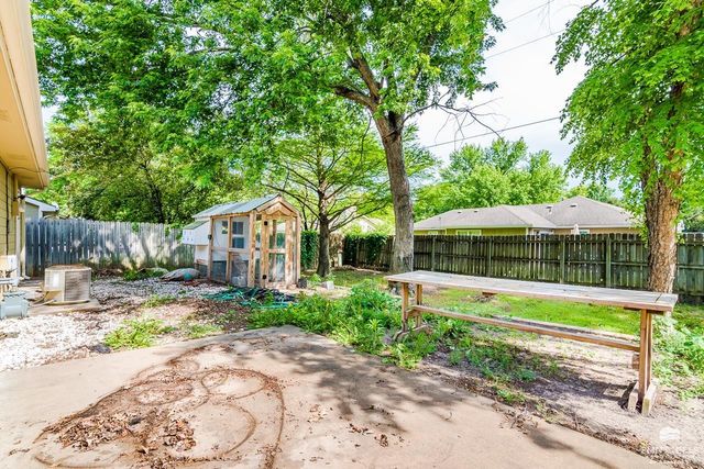2324 Spain Drive, Manhattan, KS 66502