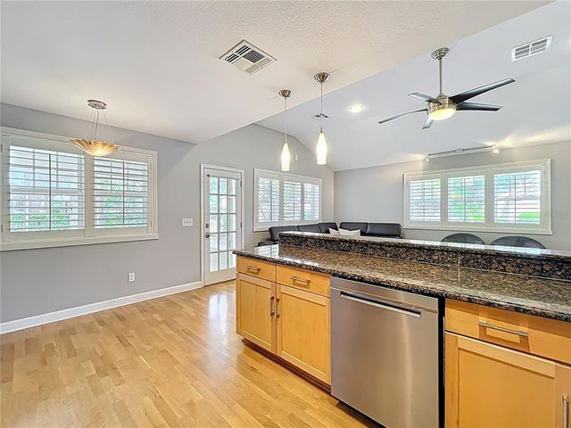 1122 VASSAR STREET, Orlando, FL 32804