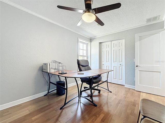 1122 VASSAR STREET, Orlando, FL 32804