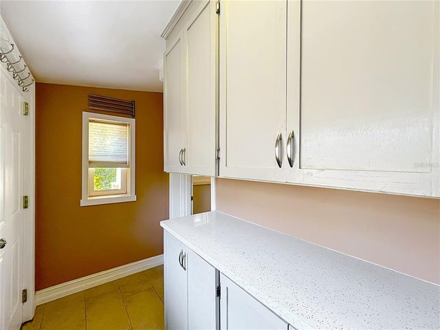 1122 VASSAR STREET, Orlando, FL 32804