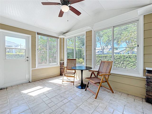1122 VASSAR STREET, Orlando, FL 32804