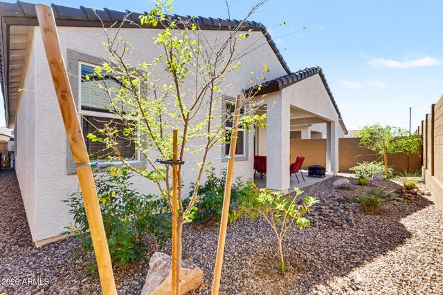 15634 W WINSLOW Avenue, Goodyear, AZ 85338