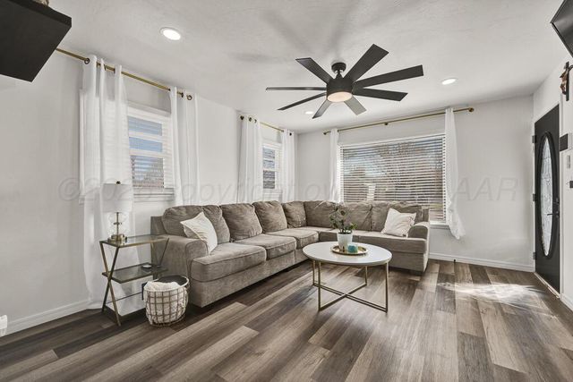 1926 S HIGHLAND Street, Amarillo, TX 79103